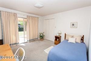 219 E Winter Dr, Phoenix, AZ 85020 photo 10