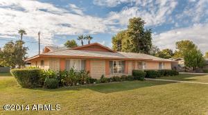 219 E Winter Dr, Phoenix, AZ 85020 photo 2