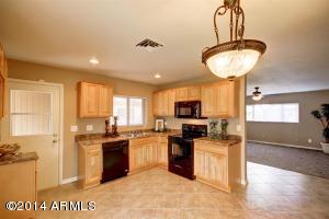 2105 E Bramble Ave, Mesa, AZ 85204 photo 11