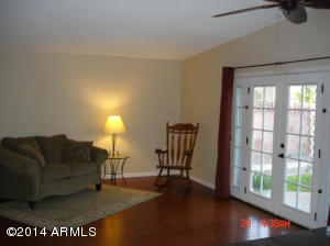 444 E Wesleyan Dr, Tempe, AZ 85282 photo 2