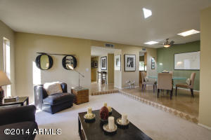 3238 E Minnezona Cir, Phoenix, AZ 85018 photo 5