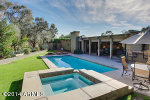 3238 E Minnezona Cir, Phoenix, AZ 85018 photo 16