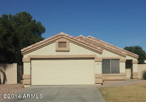 1864 E Palomino Dr, Gilbert, AZ 85296 photo 1