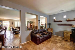 1664 S Constellation Way, Gilbert, AZ 85295 photo 6