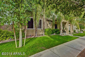 1664 S Constellation Way, Gilbert, AZ 85295 photo 3