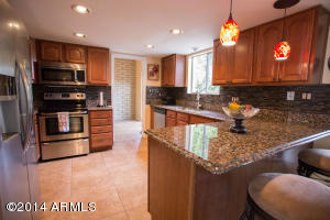 65 E Canterbury Ct, Phoenix, AZ 85022 photo 28