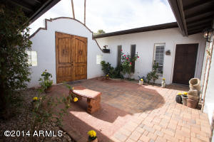 65 E Canterbury Ct, Phoenix, AZ 85022 photo 7