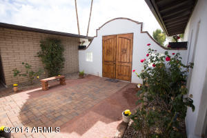 65 E Canterbury Ct, Phoenix, AZ 85022 photo 8