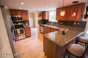 65 E Canterbury Ct, Phoenix, AZ 85022 photo 26