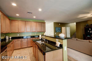 898 E Doral Ct, Gilbert, AZ 85297 photo 13