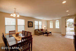 898 E Doral Ct, Gilbert, AZ 85297 photo 6