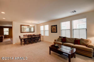 898 E Doral Ct, Gilbert, AZ 85297 photo 5