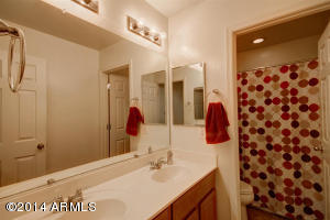 898 E Doral Ct, Gilbert, AZ 85297 photo 33