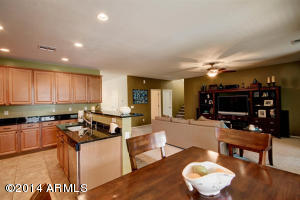 898 E Doral Ct, Gilbert, AZ 85297 photo 12