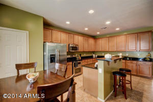 898 E Doral Ct, Gilbert, AZ 85297 photo 11