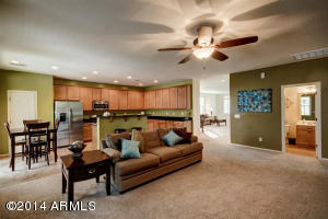 898 E Doral Ct, Gilbert, AZ 85297 photo 10