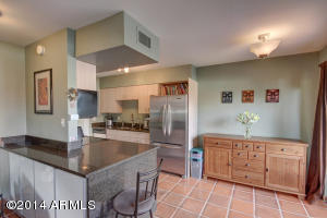 1911 E Orange Dr, Phoenix, AZ 85016 photo 7