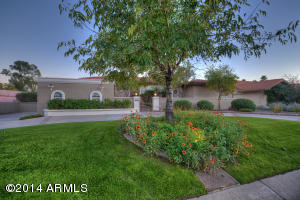 3731 E Nowata Dr, Phoenix, AZ 85044 photo 1