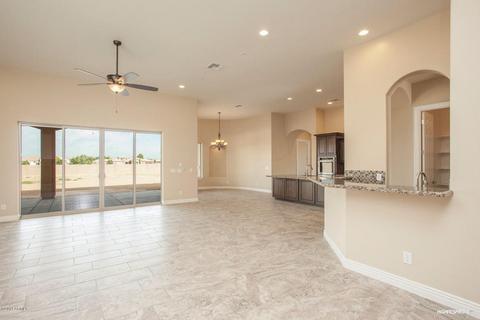 2832 E Arrowhead Trl, Gilbert, AZ 85297 photo 9