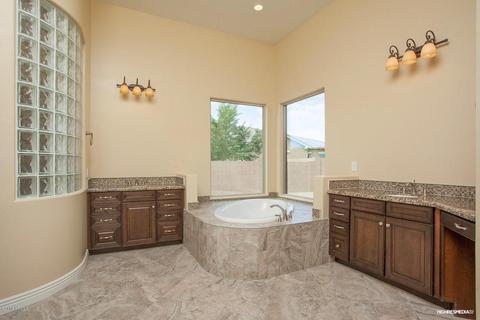 2832 E Arrowhead Trl, Gilbert, AZ 85297 photo 14