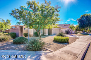 2507 S Martingale Rd, Gilbert, AZ 85295 photo 3