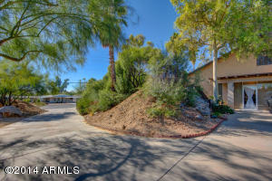 1502 E Grovers Ave, Phoenix, AZ 85022 photo 1