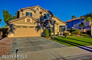 1446 S Cholla St, Gilbert, AZ 85233 photo 2
