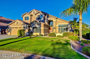 1446 S Cholla St, Gilbert, AZ 85233 photo 3