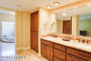 5840 N 46th Pl, Phoenix, AZ 85018 photo 19