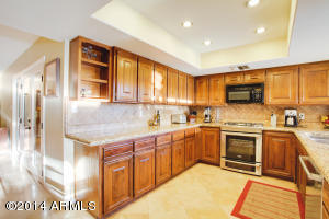 5840 N 46th Pl, Phoenix, AZ 85018 photo 6