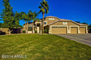 1776 E Robin Ct, Gilbert, AZ 85296 photo 4