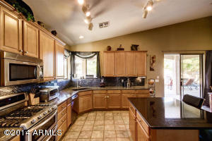 1776 E Robin Ct, Gilbert, AZ 85296 photo 12