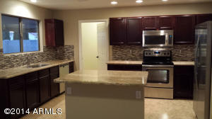 10647 E Balmoral Ave, Mesa, AZ 85208 photo 3