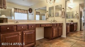 4567 S Bandit Ct, Gilbert, AZ 85297 photo 30