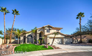 1462 W Iris Dr, Gilbert, AZ 85233 photo 3