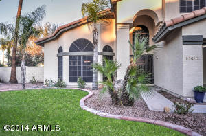 1462 W Iris Dr, Gilbert, AZ 85233 photo 4