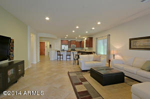 3616 E Abraham Ln, Phoenix, AZ 85050 photo 4