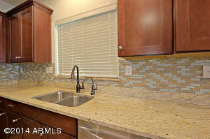 3616 E Abraham Ln, Phoenix, AZ 85050 photo 23