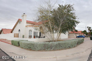 4137 E Ashurst Dr, Phoenix, AZ 85048 photo 2