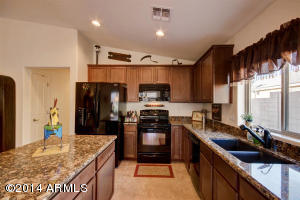 2147 Everglade Ln, Gilbert, AZ 85298 photo 18