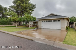 3209 E Oregon Ave, Phoenix, AZ 85018 photo 3