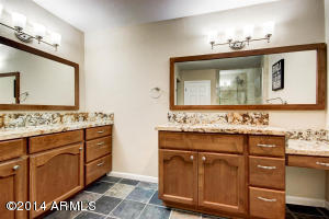 1049 El Freda Rd, Tempe, AZ 85284 photo 14