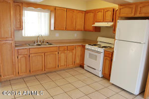6220 W Mitchell Dr, Phoenix, AZ 85033 photo 2
