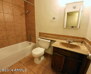 6220 W Mitchell Dr, Phoenix, AZ 85033 photo 10