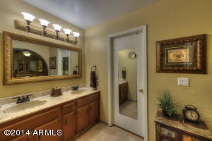 2936 E Acoma Dr, Phoenix, AZ 85032 photo 13