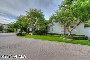 48 Biltmore Est, Phoenix, AZ 85016 photo 2