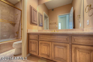 48 Biltmore Est, Phoenix, AZ 85016 photo 24