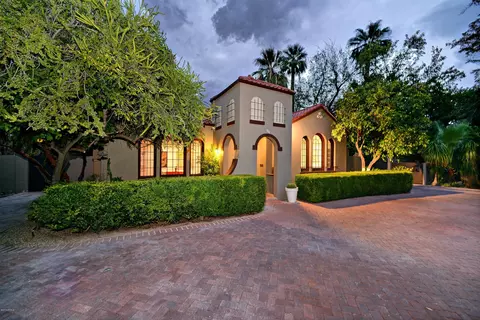 332 E Monte Vista Rd, Phoenix, AZ 85004 photo 1