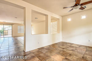 1876 S Colt Dr, Gilbert, AZ 85295 photo 4