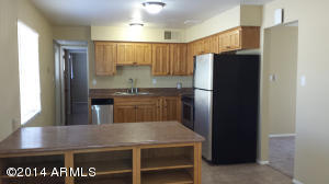 912 E Seldon Ln, Phoenix, AZ 85020 photo 5